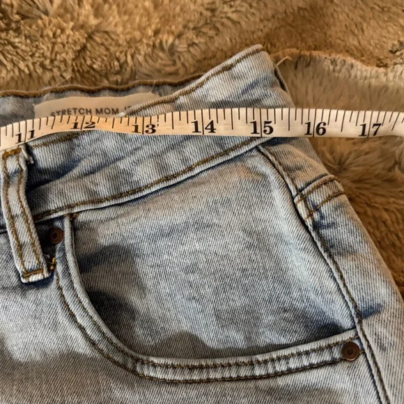 Cotton On Stretch Mom Jeans – Light Wash, Size 12 - Picture 4 of 13